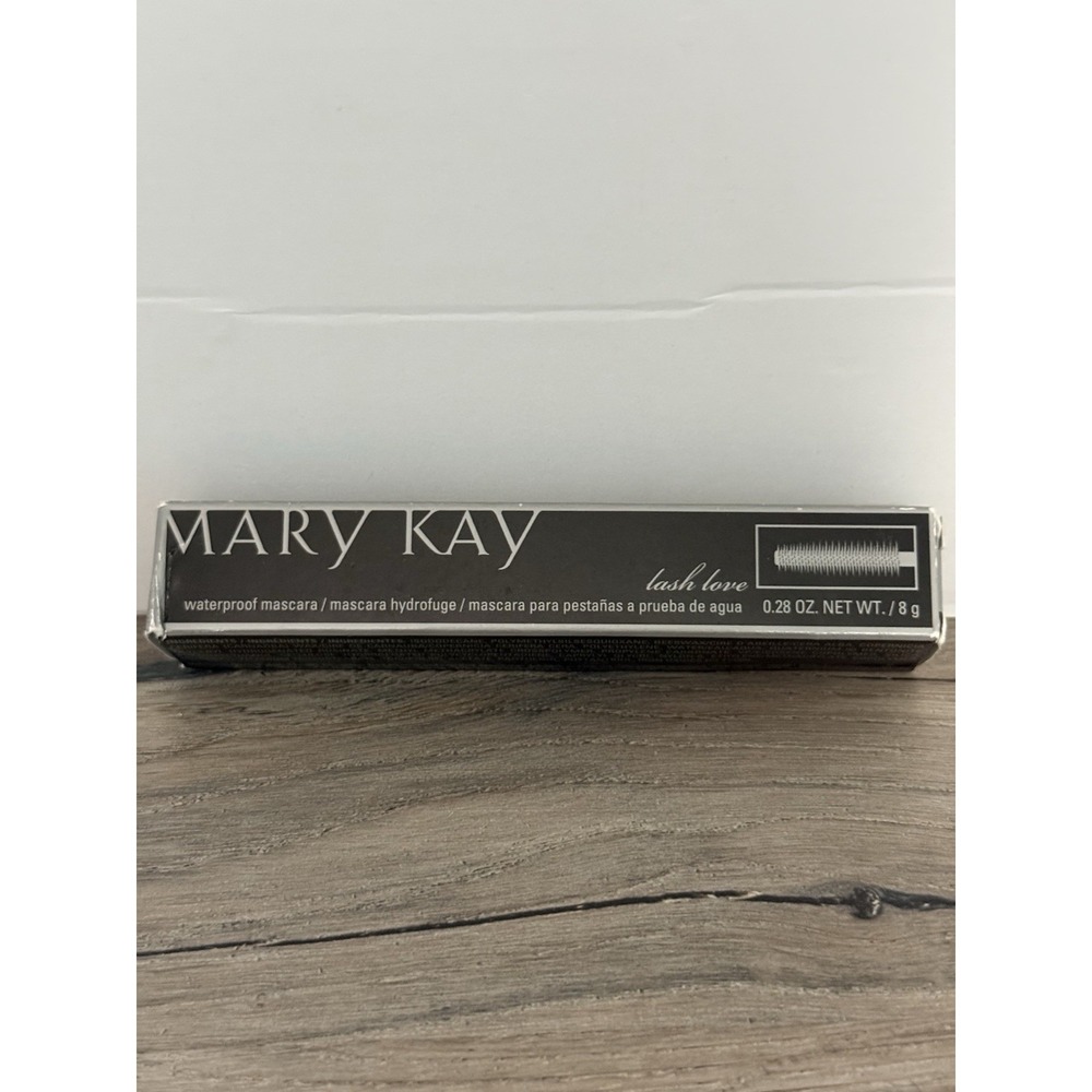 MARY KAY Waterproof Mascara Black Lash Love Hydrofuge .28 oz - 212559 NEW